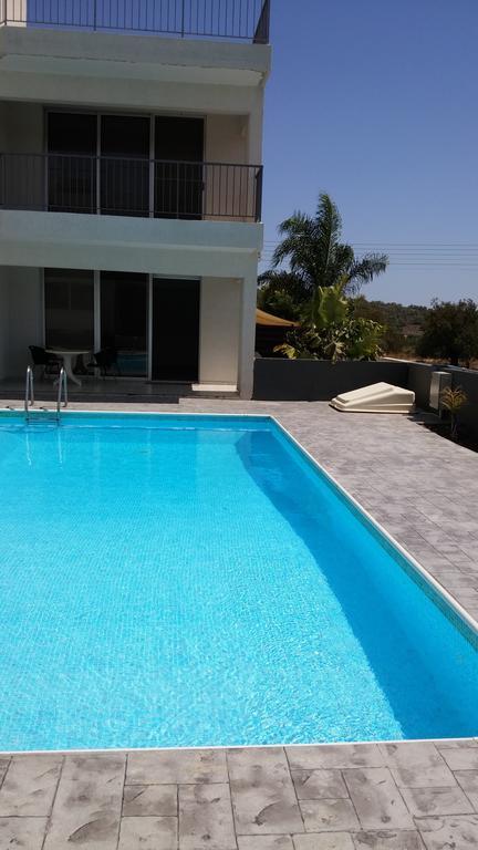 Palms Resort Apartments Alethriko Quarto foto