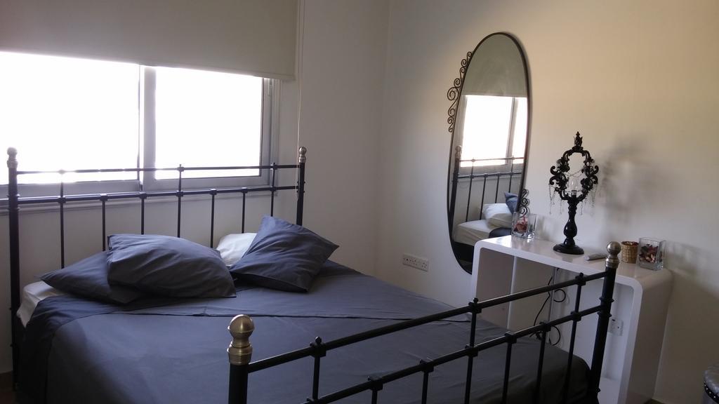 Palms Resort Apartments Alethriko Quarto foto